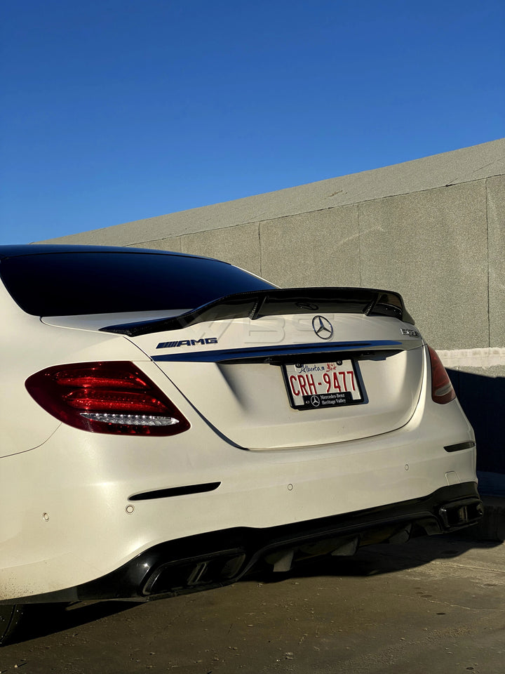 MERCEDES W213 E63/ E CLASS TRUNK SPOILER  R STYLE GENUIN CARBON FIBER