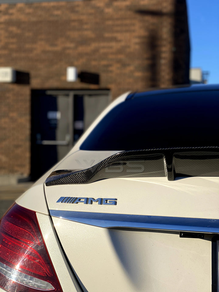 MERCEDES W213 E63/ E CLASS TRUNK SPOILER  R STYLE GENUIN CARBON FIBER