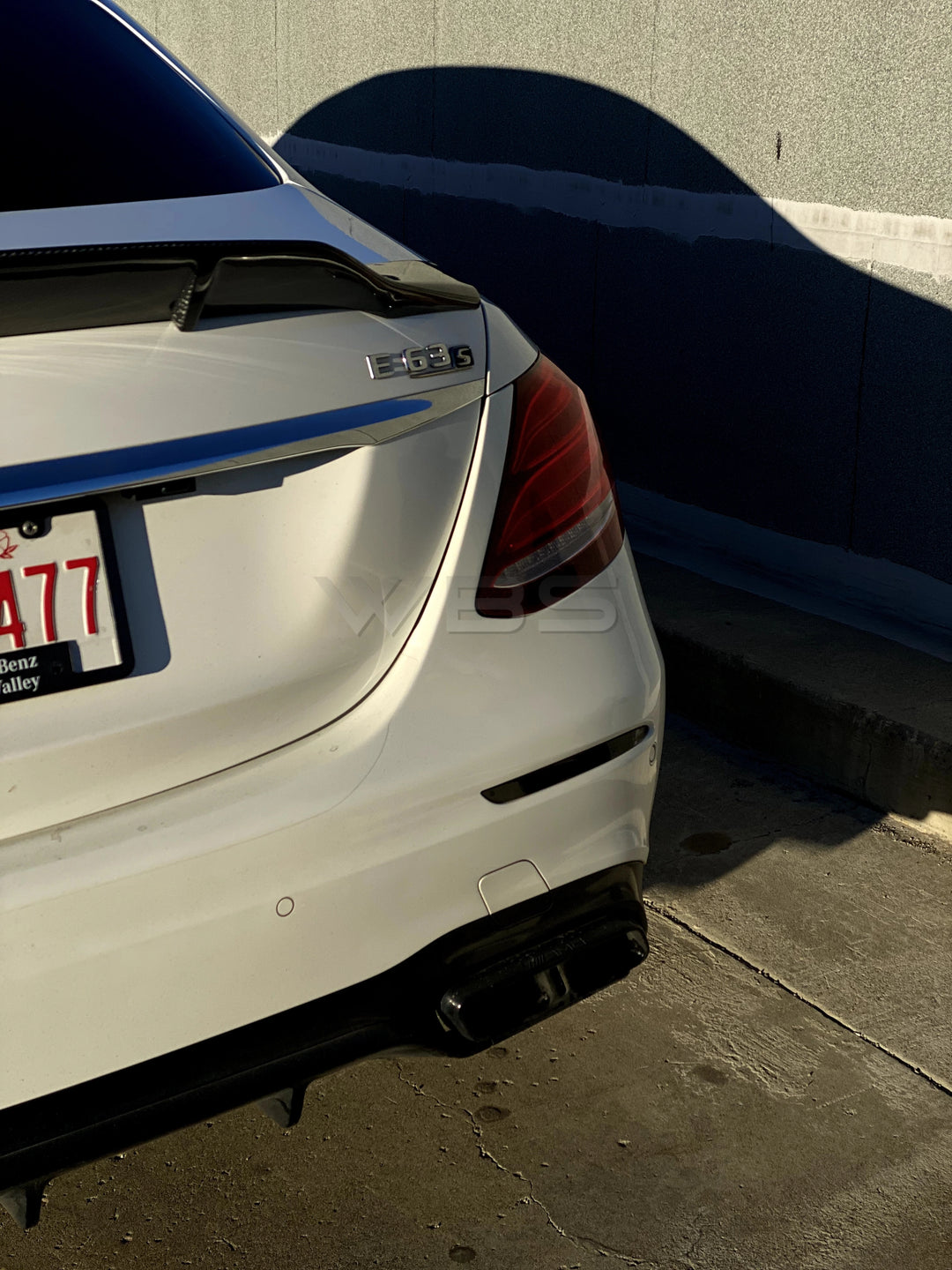 MERCEDES W213 E63/ E CLASS TRUNK SPOILER  R STYLE GENUIN CARBON FIBER