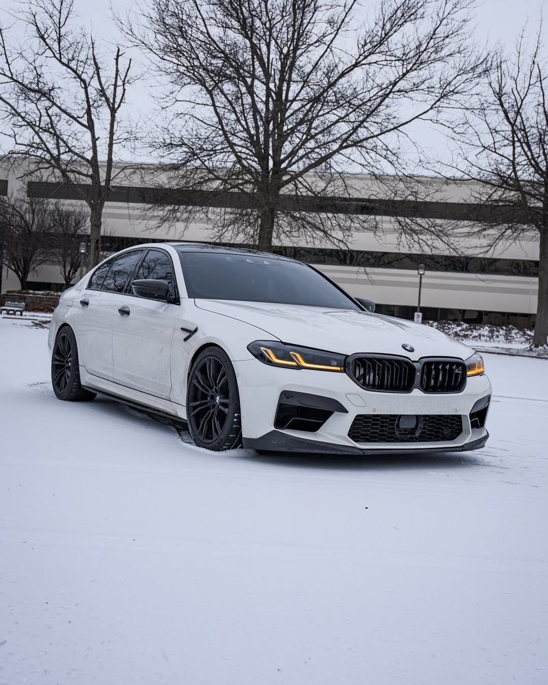 BMW F90 M5 Side Aesthetic