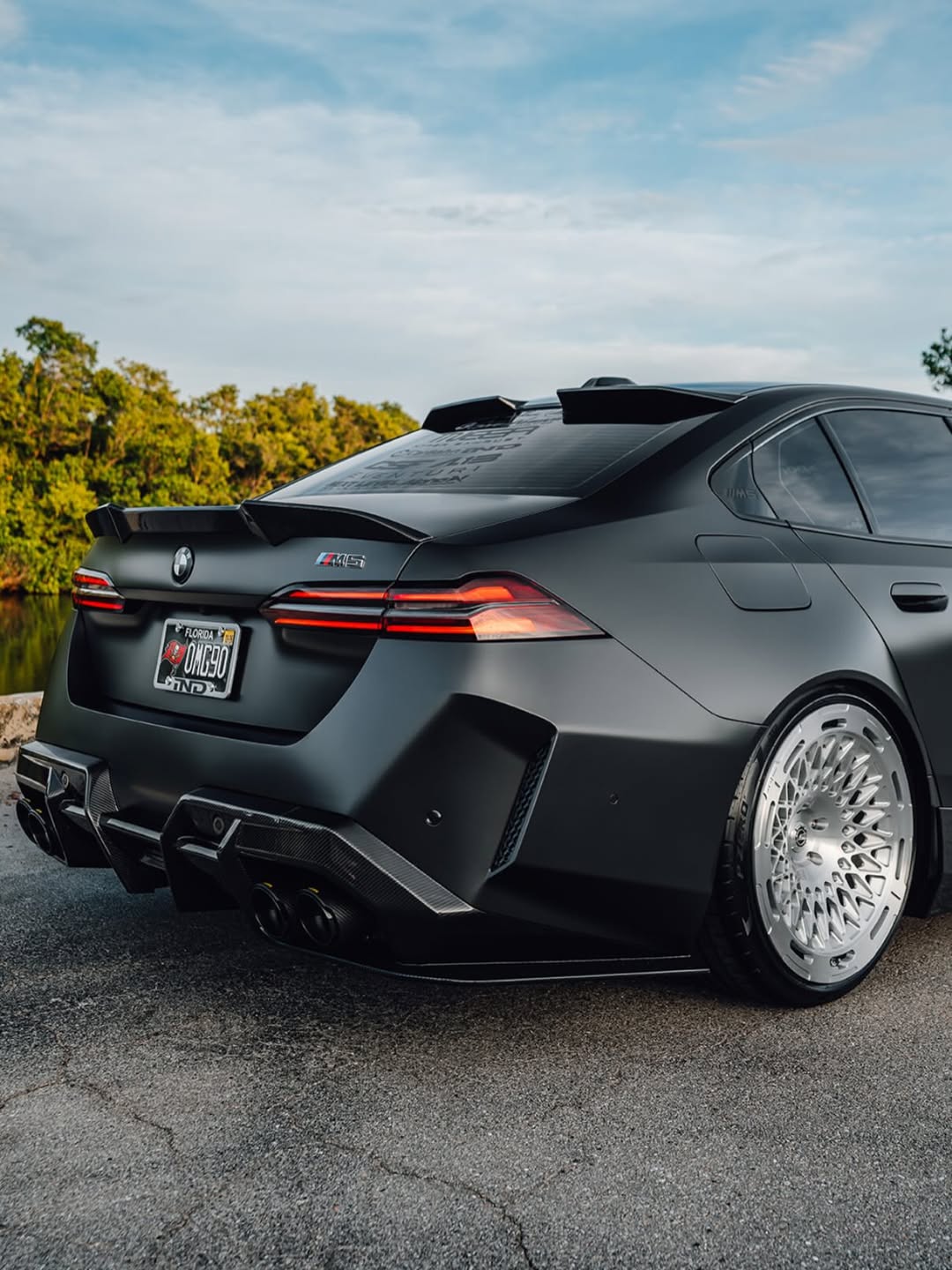 BMW G90 M5 Rear Aesthetic