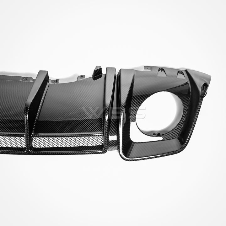 AUDI R8 FACELIFT GENUINE CARBON FIBER DIFFUSER GT STYLE BY WBS