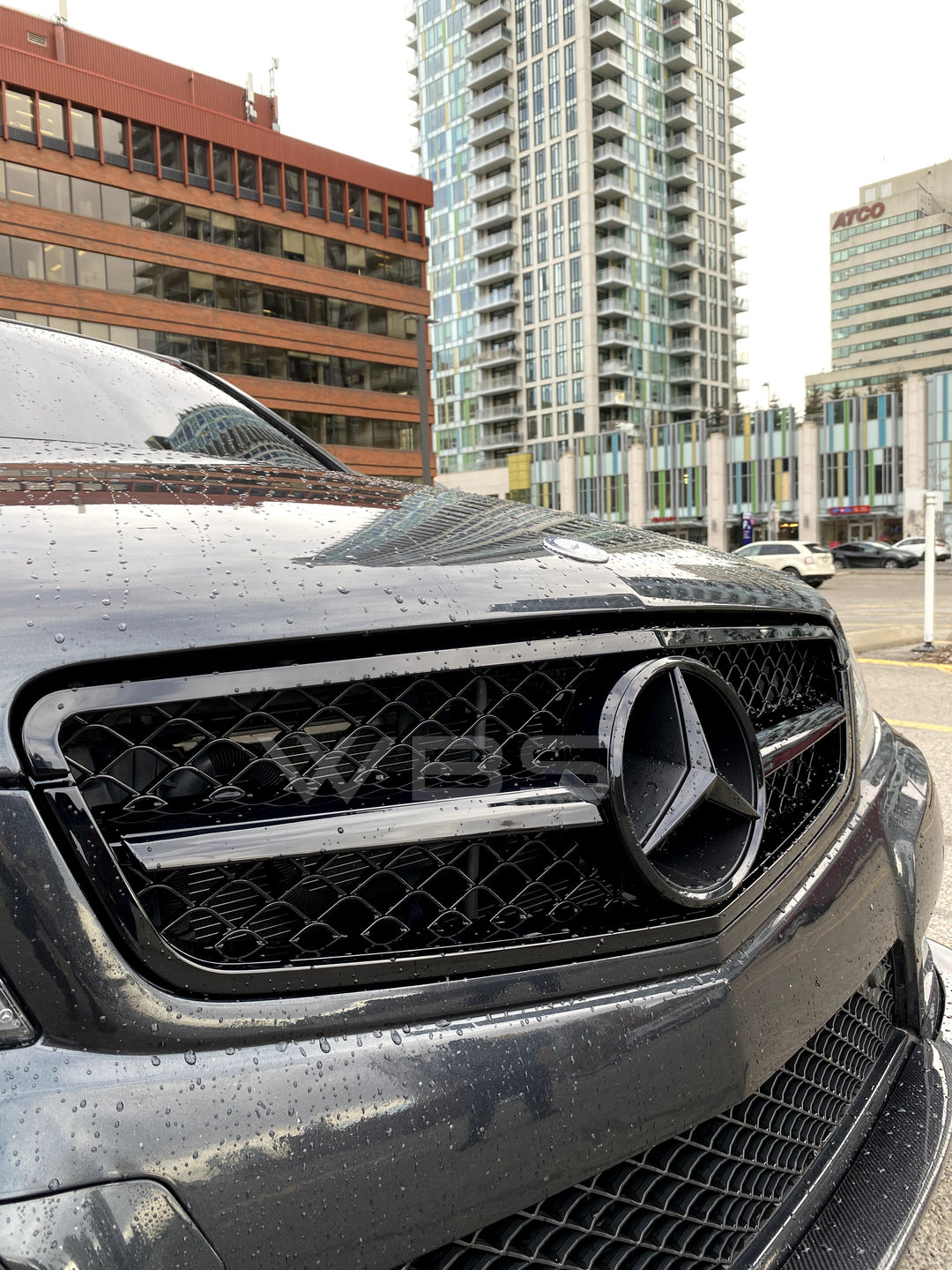 MERCEDES W204 C CLASS  C63 PERFORMANCE GLOSSY BLACK FRONT GRILL