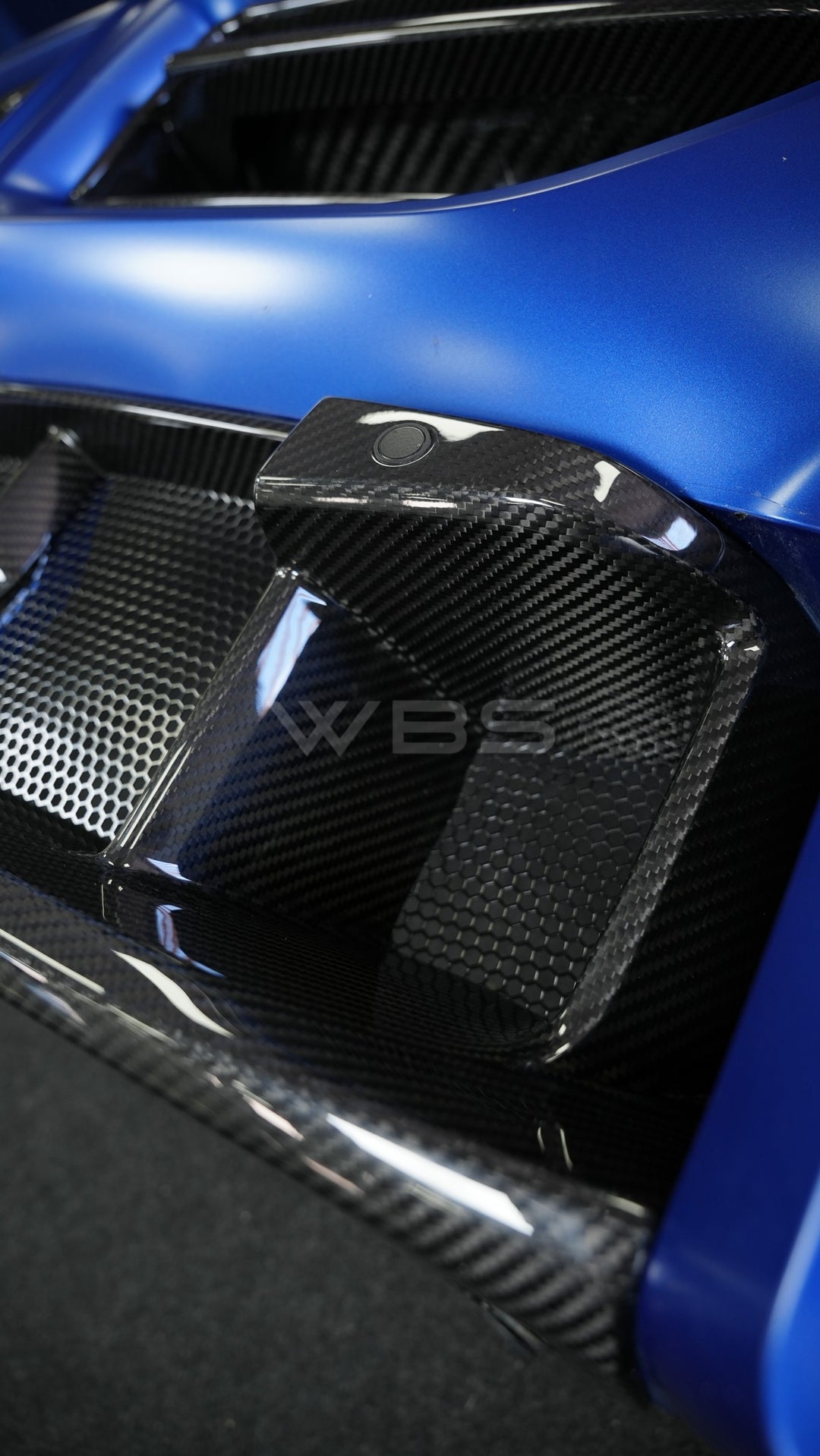 BMW G87 M2 OEM-STYLE FRONT CENTER BUMPER TRIM GENUINE PURE CARBON FIBER