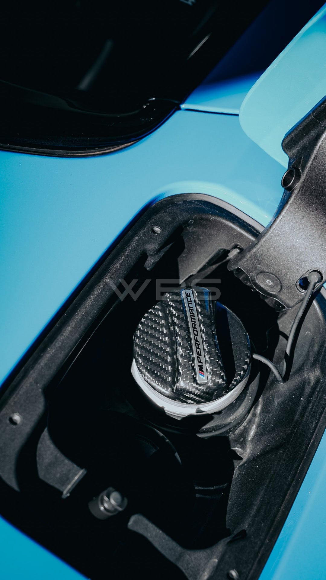 BMW M PERFORMANCE CARBON FIBER GAS CAP COVER