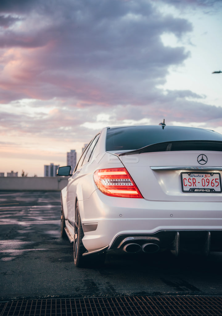 MERCEDES W204 C-CLASS/ C63 BIG FINS DIFFUSER GENUINE CARBON FIBER