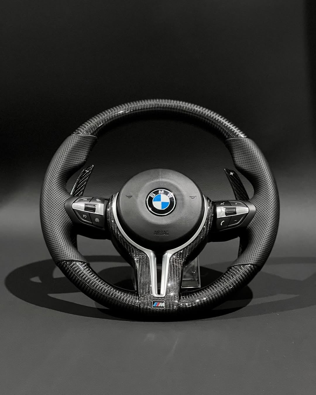 BMW F CHASSIS | CARBON FIBER CUSTOM STEERING WHEEL F8X M