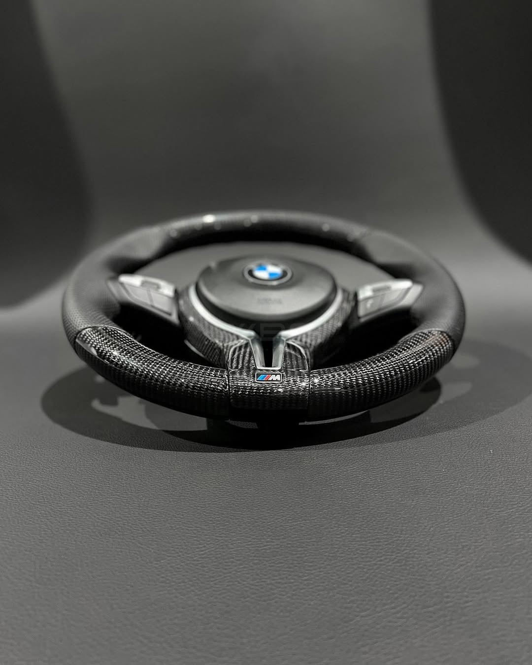 BMW F CHASSIS | CARBON FIBER CUSTOM STEERING WHEEL F8X M