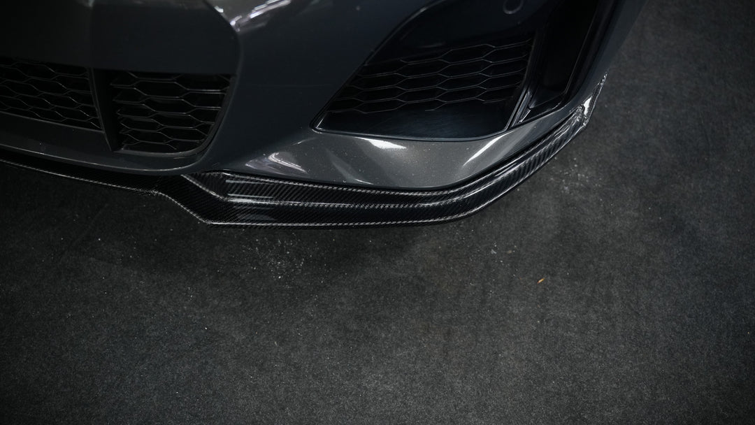 BMW G20 3-SERIES V2 STYLE FRONT LIP CARBON FIBER/ GLOSSY BLACK