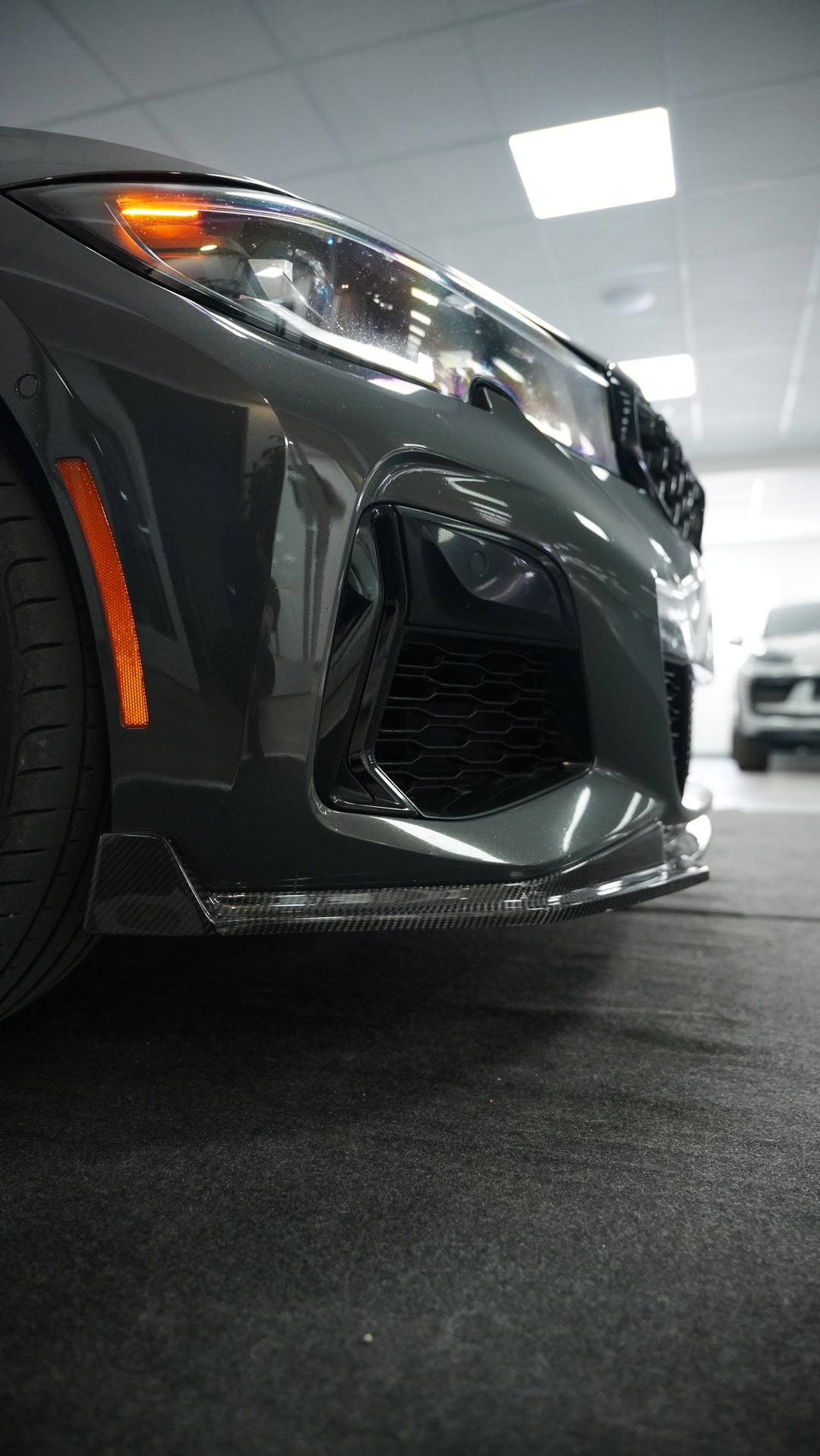 BMW G20 3-SERIES V2 STYLE FRONT LIP CARBON FIBER/ GLOSSY BLACK
