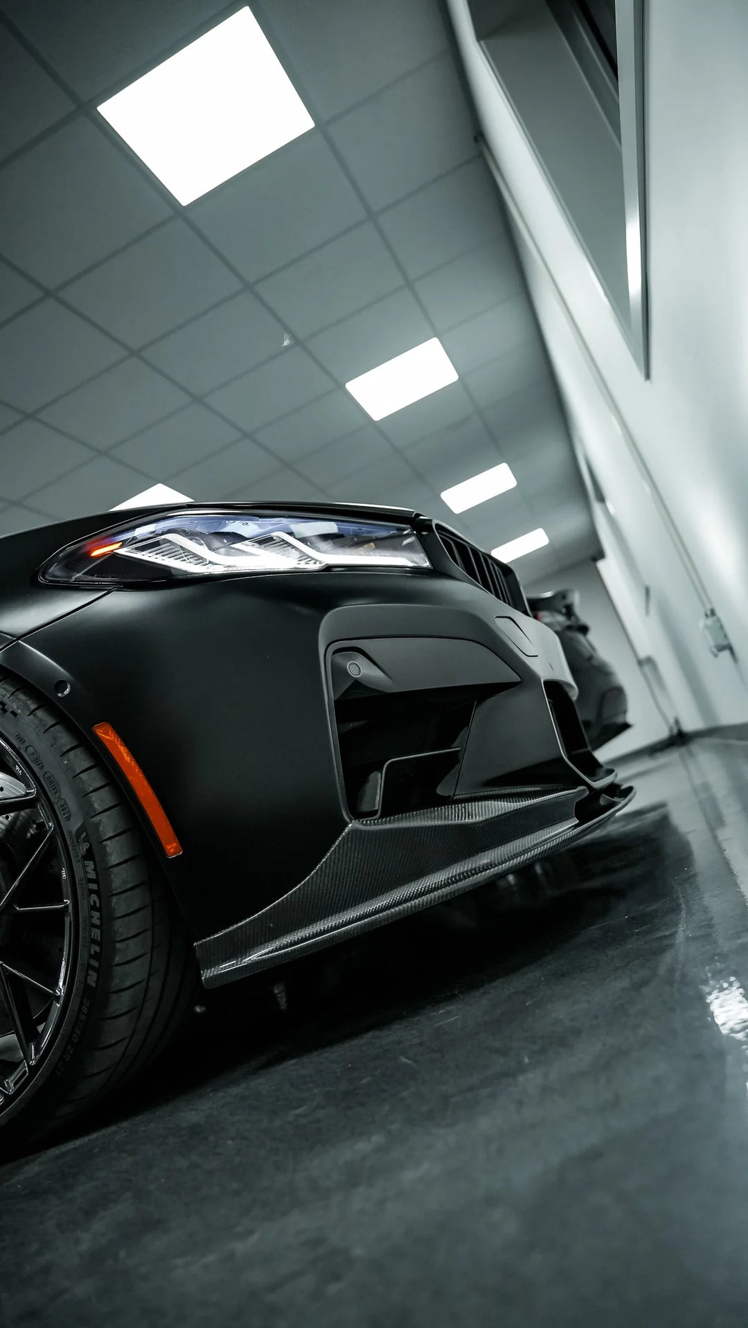 BMW F90 M5 3D STYLE FRONT LIP GENUINE CARBON FIBER